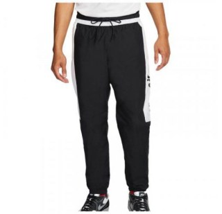 Чоловічі штани Nike M Nsw Nike Air Pant Wvn CK4395-010