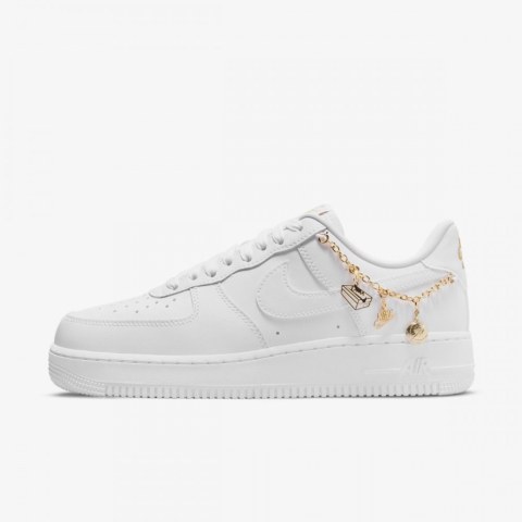 Кроссовки NIKE WMNS AIR FORCE 1 07 LX DD1525-100_image_1