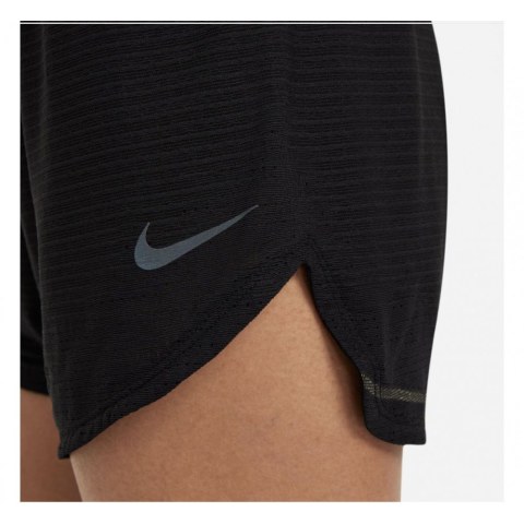 Жіночі шорти Nike Run Division DC5243-010_image_2