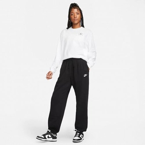 Жіночі штани Nike Sportswear Club Fleece Mid-Rise Oversized Pant DQ5800-010_image_1