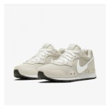 Жіночі кросівки NIKE Venture Runner CK2948-002_image_4