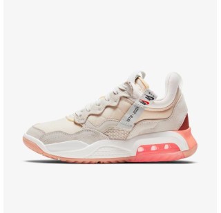Кросівки жіночі Jordan Wmns Ma2 Sp DC7729-100