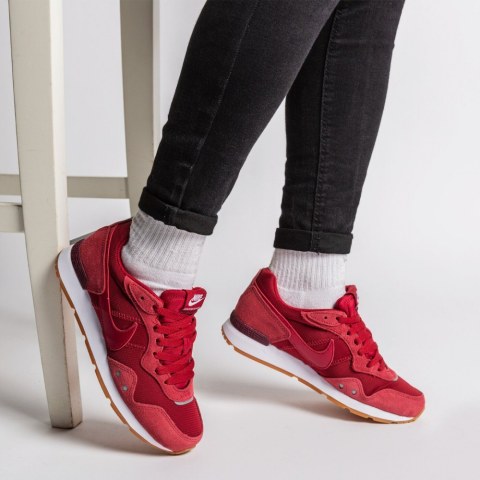 Жіночі кросівки NIKE Venture Runner CK2948-600_image_3