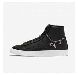 Кросівки Nike Blazer Mid '77 LX DM0850-001