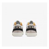 Жіночі кросівки Nike Blazer Low 77 Jumbo DQ1470-101_image_5