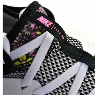 Кросівки Жіночі Nike Free Rn BQ9264-100