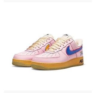 Кросівки Nike Air Force 1 07 DX2667-600