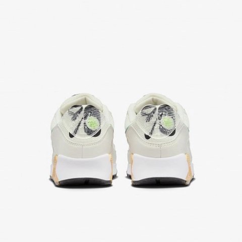 Кросівки NIKE W AIR MAX 90 SE DO9850-100_image_6