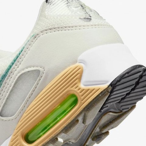 Кросівки NIKE W AIR MAX 90 SE DO9850-100_image_5