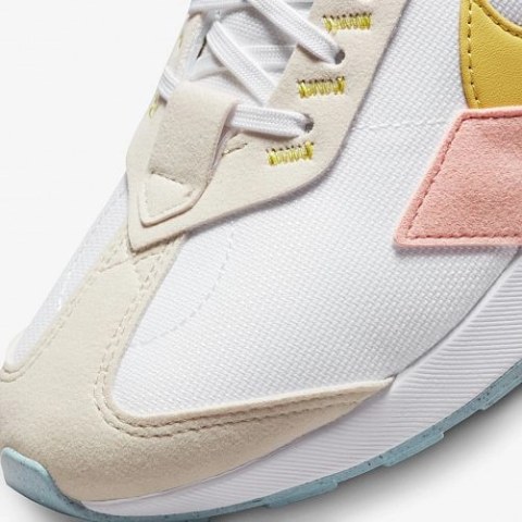 Жіночі Кросівки Nike Wmns Air Max Pre-Day DV3458-100_image_6