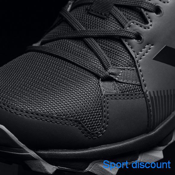 Женские кроссовки Adidas Terrex Tracerocker S80905