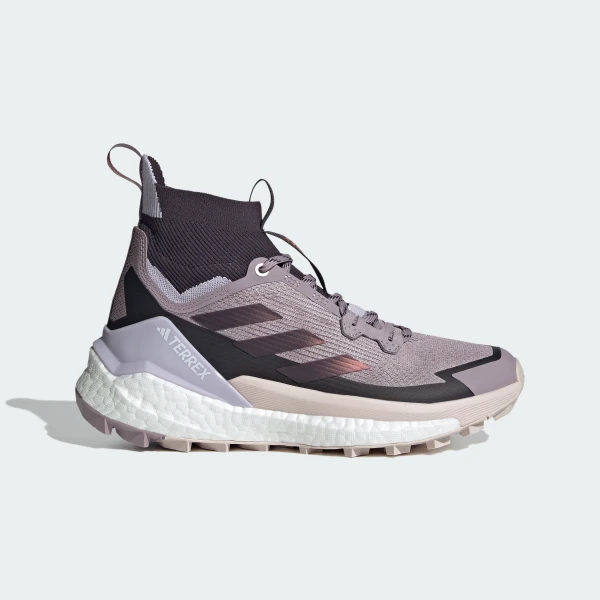 Adidas Free Hiker чи туристичні черевики: що вибрати