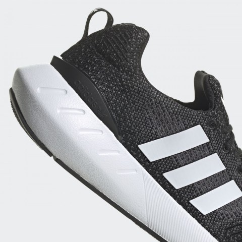 Кросівки Adidas Originals Swift Run 22 GZ3496_image_4