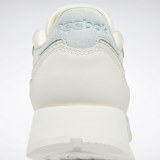 Жіночі кросівки Reebok Classic Leather GY8799_image_4