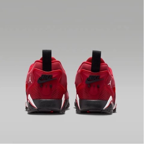 Чоловічі кросівки Nike Air Jordan MVP 92 HQ3950-600_image_3