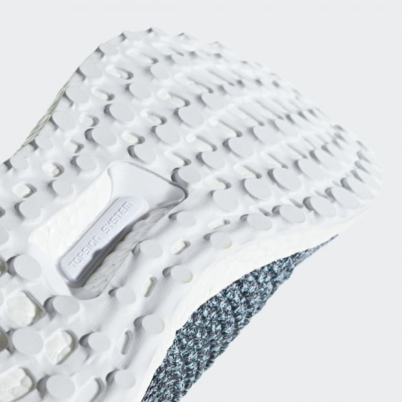 Мужские кроссовки Adidas UltraBoost Laceless Parley CM8271_image_8