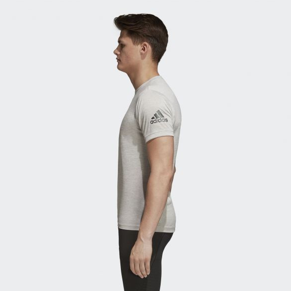 Чоловіча футболка Adidas Freelift Gradi CZ5431_image_3
