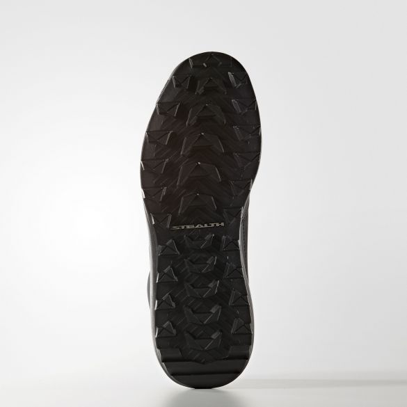 Мужские ботинки Adidas Winterpitch AQ6571