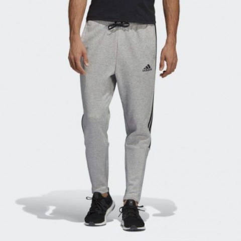 Чоловічі штани Adidas Must Haves 3-Stripes Tiro DQ1443_image_1