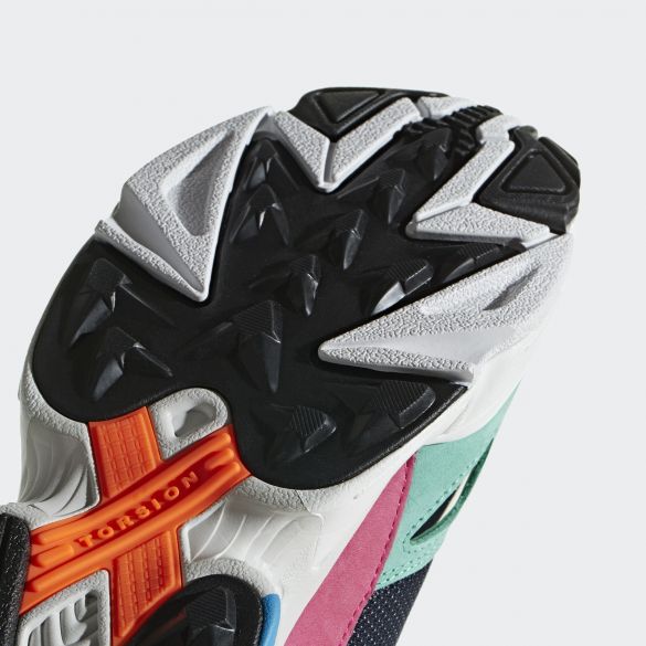 Жіночі кросівки Adidas Falcon W CG6211_image_8