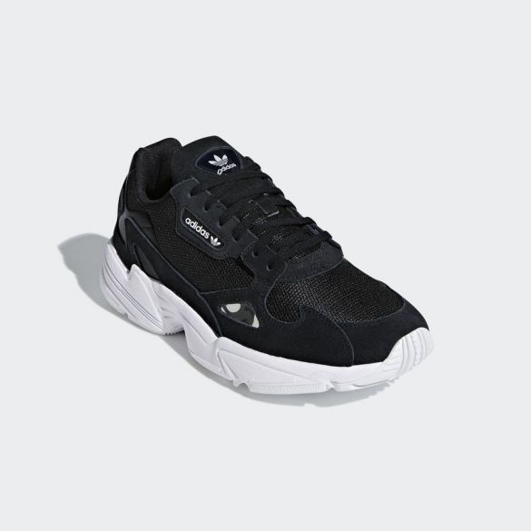 Женские кроссовки Adidas Falcon B28129