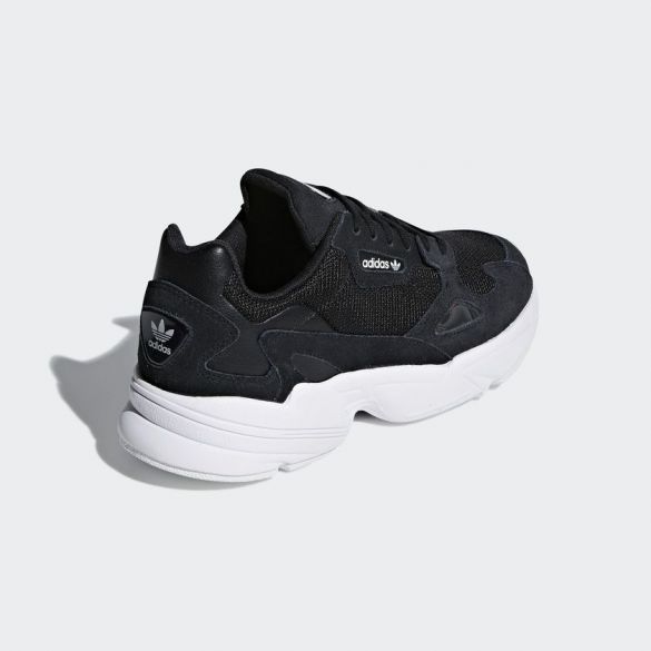 Женские кроссовки Adidas Falcon B28129