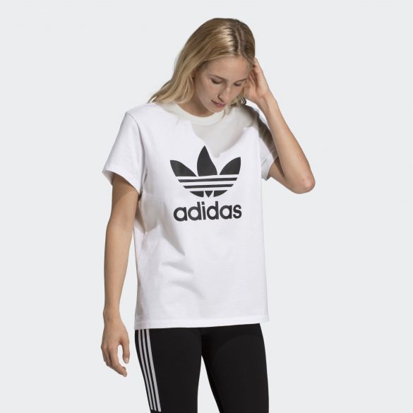 Футболка Adidas Boyfriend Trefoil DX2322