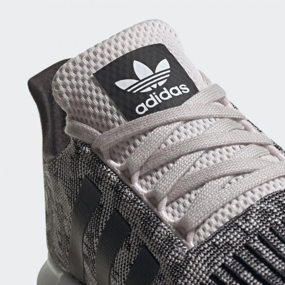 Кроссовки Adidas Originals Swift Run EE4551_image_4