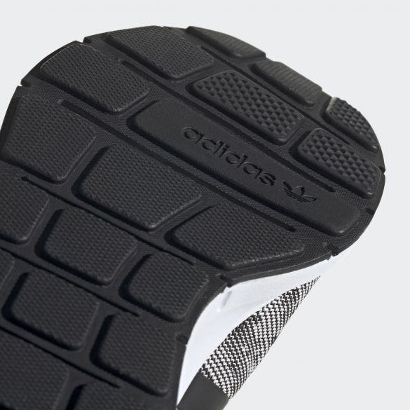 Кроссовки Adidas Originals Swift Run EE4551_image_5