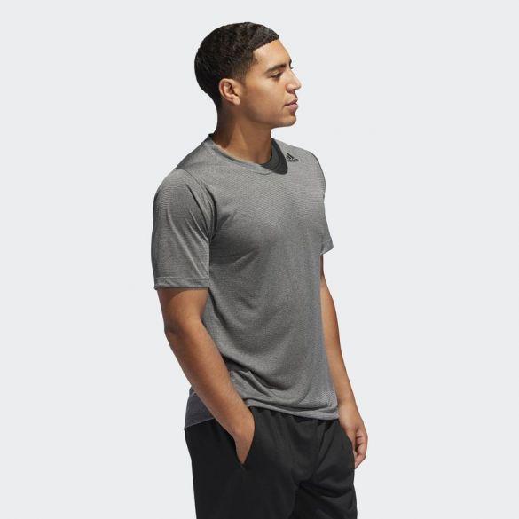 Спортивная футболка Adidas Freelift Tech Climacool Fitted DW9837_image_4