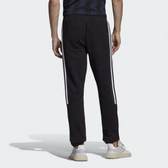 Du8137 adidas store