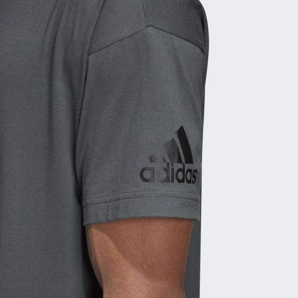 Чоловіча футболка Adidas Must Haves Plain DT9906_image_6