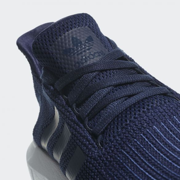 Мужские кроссовки Adidas Originals Swift Run B37727_image_4