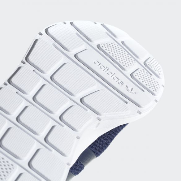 Мужские кроссовки Adidas Originals Swift Run B37727_image_5