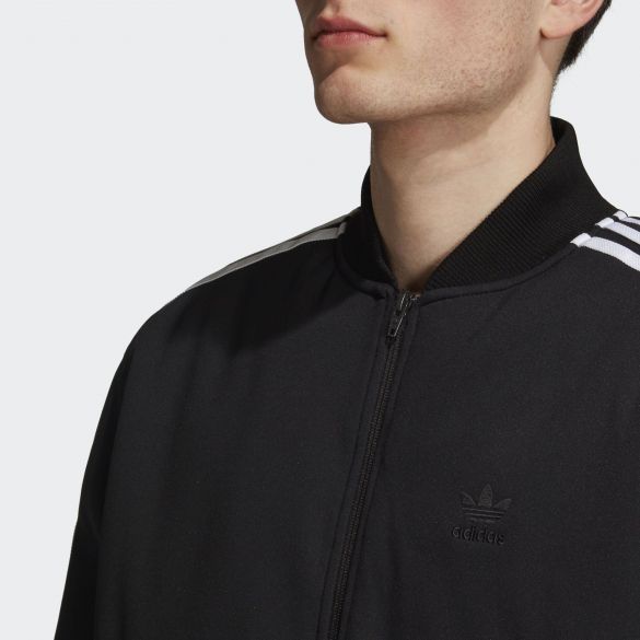 Чоловіча куртка Adidas Originals Ma1 Padded DH5031_image_5