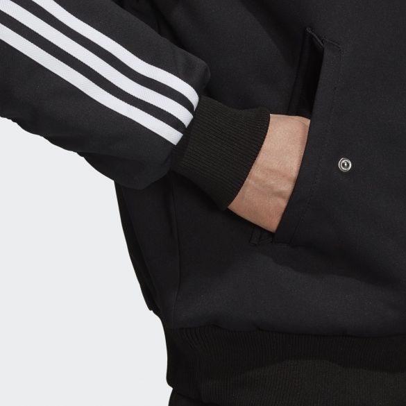 Чоловіча куртка Adidas Originals Ma1 Padded DH5031_image_6