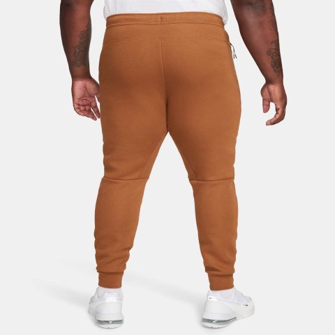 Чоловічі штани Nike M Tch Flc Jggr FB8002-281_image_12