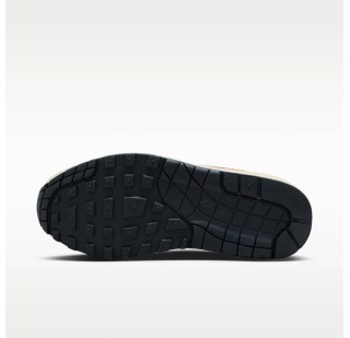 Женские кроссовки Nike Air Max 1 87 Premium FN7200-224