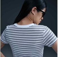 Женская футболкиаNike Chill Knit Tee Pnx HF9524-100_image_5