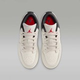 Кросівки Air Jordan 1 Low 553560-027_image_4