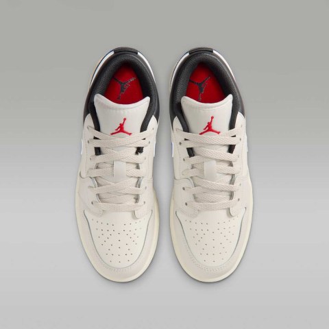 Кросівки Air Jordan 1 Low 553560-027_image_4