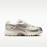 Кросівки Nike Air Max Moto 2K HQ2056-108_image_1