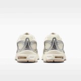 Кросівки Nike Air Max Moto 2K HQ2056-108_image_6