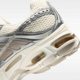 Кросівки Nike Air Max Moto 2K HQ2056-108_image_8
