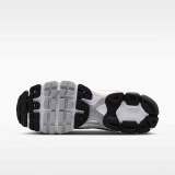 Кросівки Nike Air Max Moto 2K IO9279-007_image_2