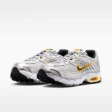 Кросівки Nike Air Max Moto 2K IO9279-007_image_5