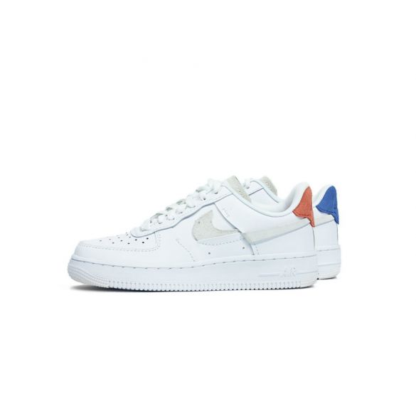 Жіночі кросівки Nike Air Force 1 07 LX 898889-103