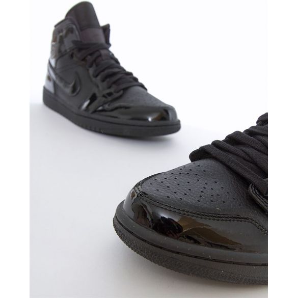 Женские кроссовки Nike Air Jordan 1 Mid Triple Black BQ6472-003_image_3