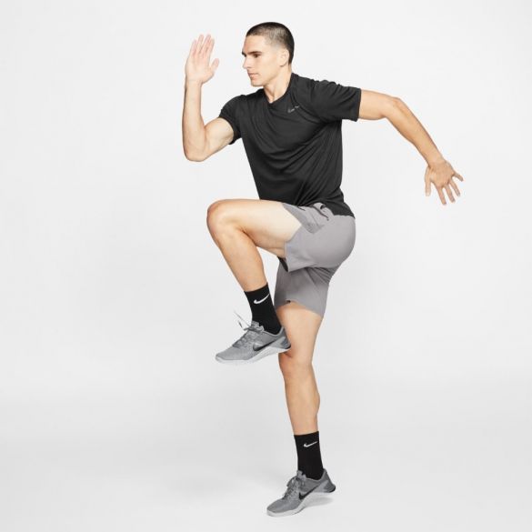 Чоловіча бігова футболка Nike Superset Top Ss AJ8021-010_image_5