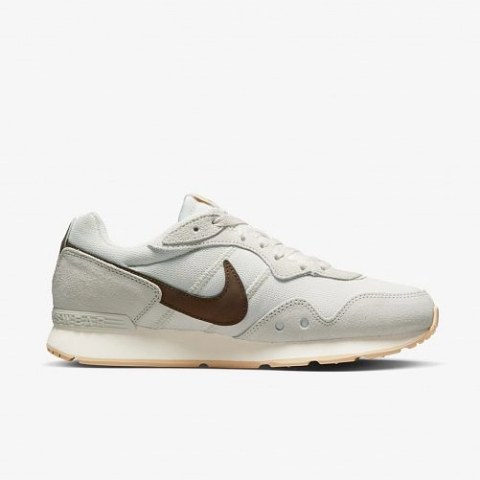Жіночі кросівки NIKE Venture Runner CK2948-007_image_1